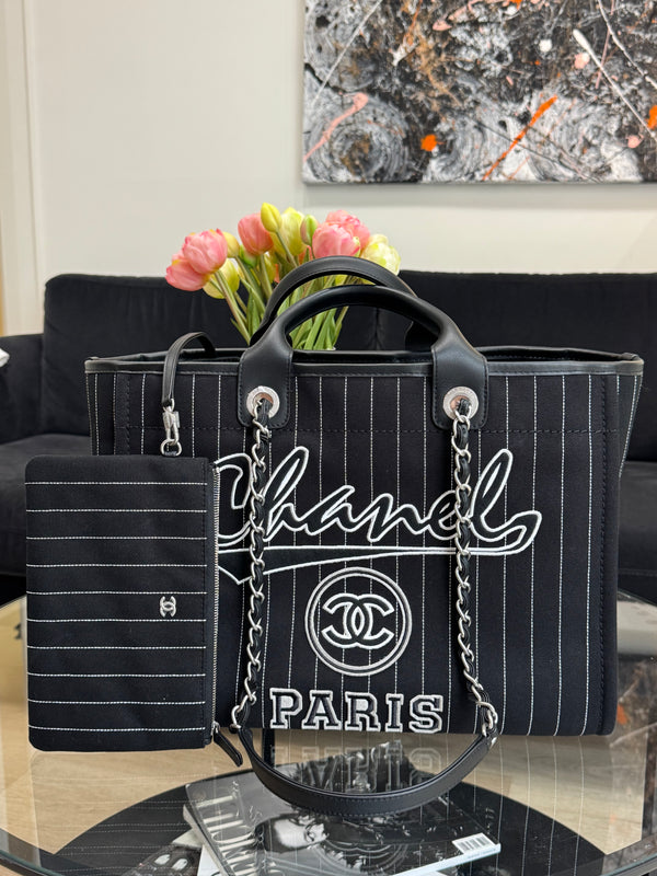 Chanel Deauville medium