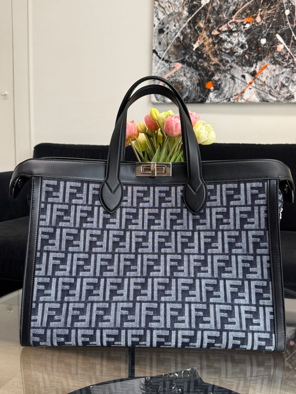 Fendi Peekabo Large handbag