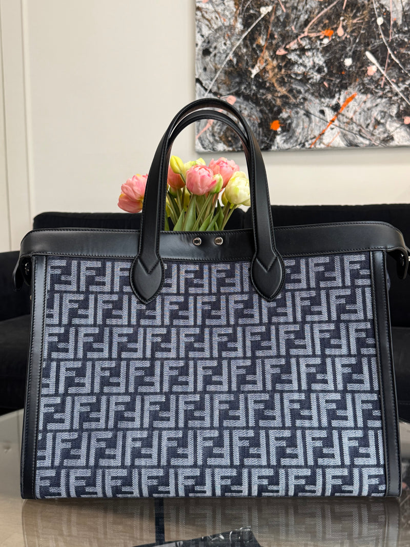 Fendi Peekabo Large handbag