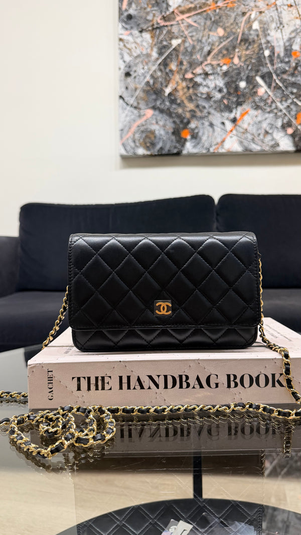 Chanel 'Wallet on Chain' bag