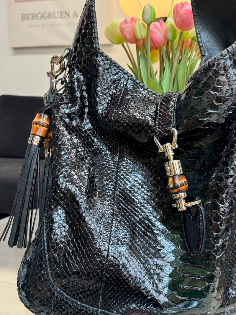Gucci Jackie large handbag in Black Python leather