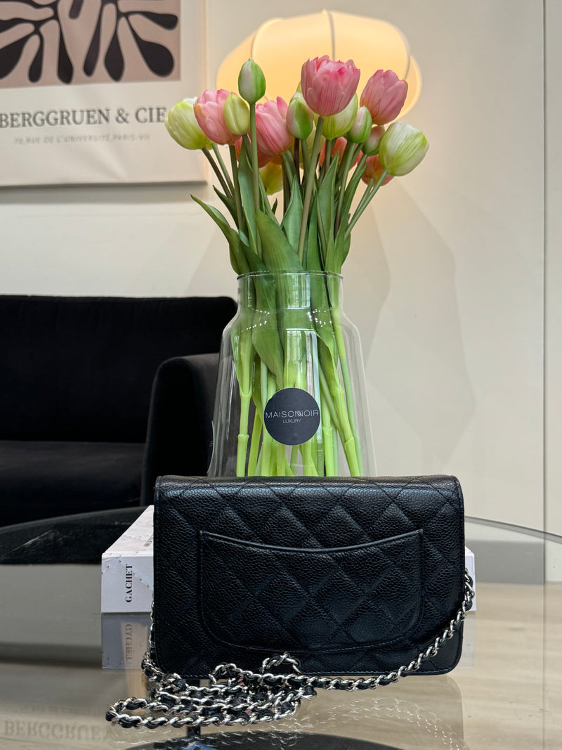 Chanel crossbody Black caviar 'Wallet on chain' bag