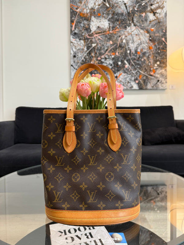 Louis Vuitton Bucket Bag - PM