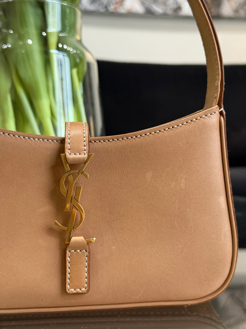Yves Saint-Laurent 'Le 5 à 7' mini handbag