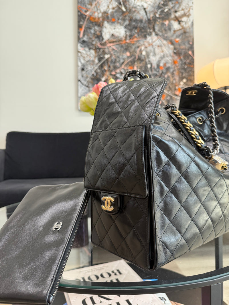 Chanel 25 - Medium - handbag