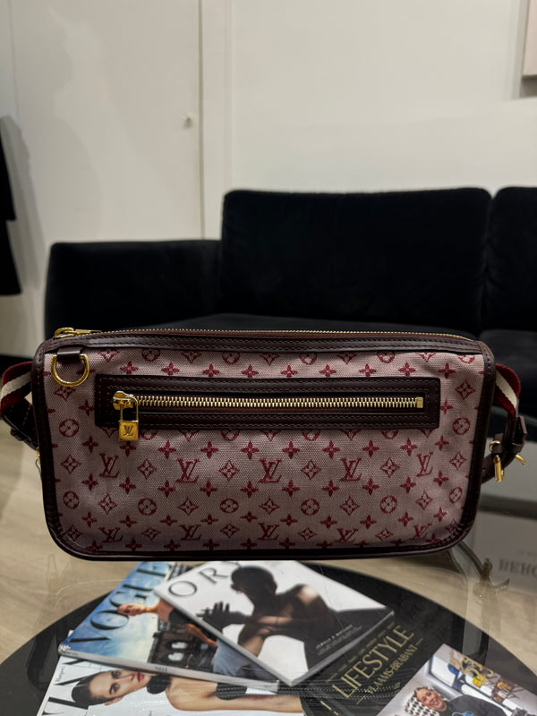 Louis Vuitton pochette