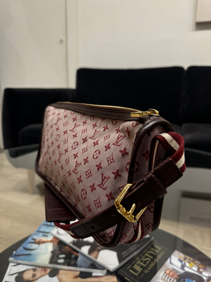 Louis Vuitton pochette