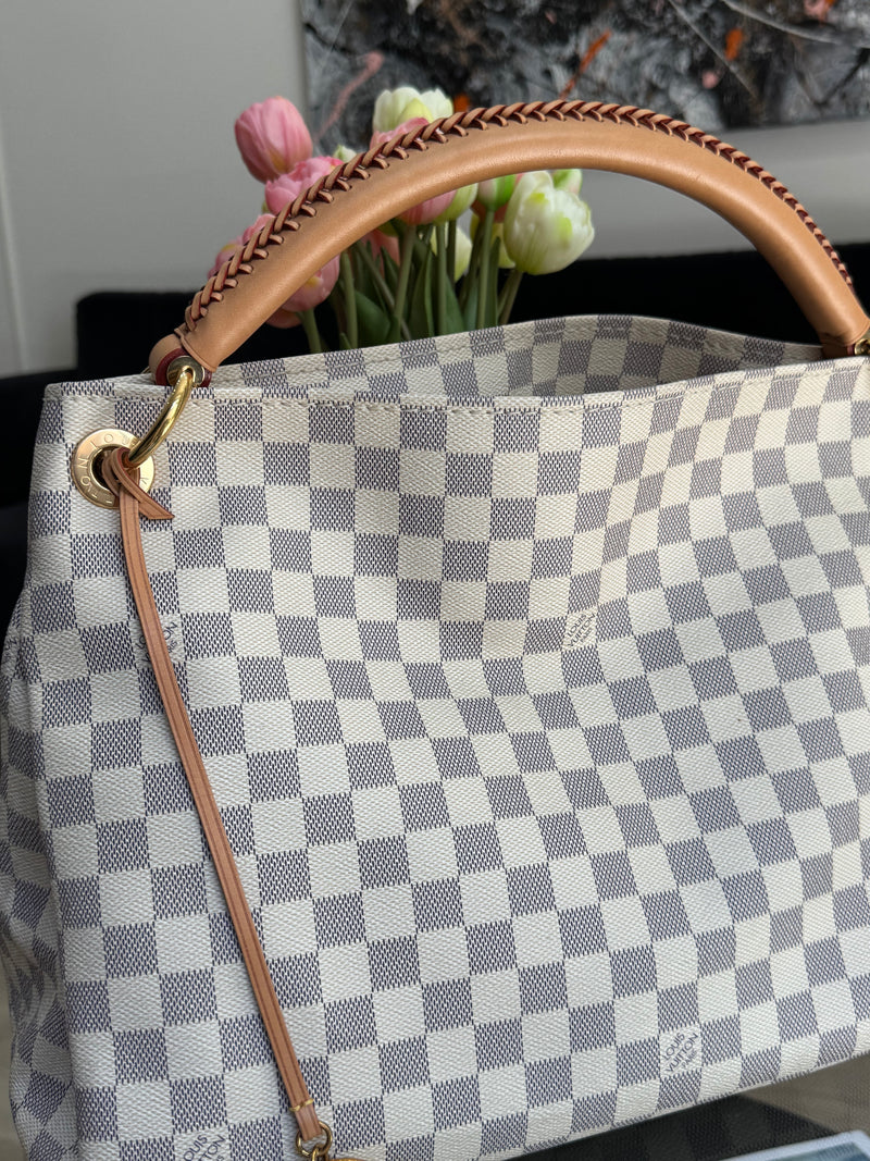 Louis Vuitton Azur canvas bag