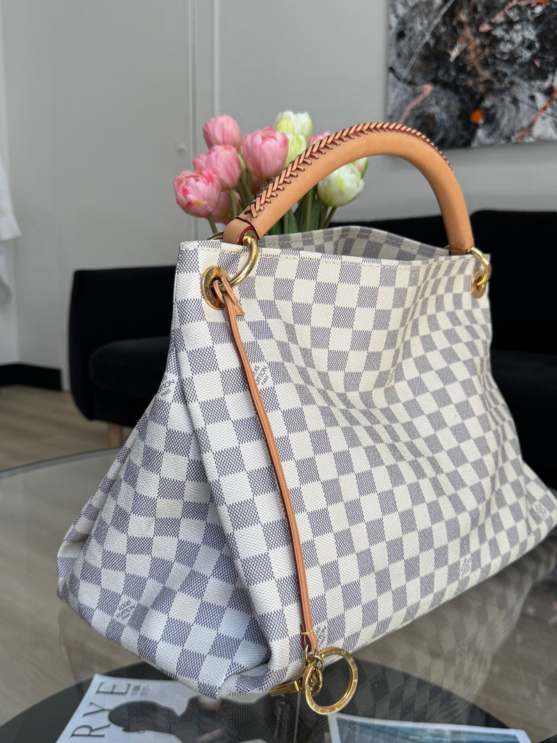 Louis Vuitton Azur canvas bag