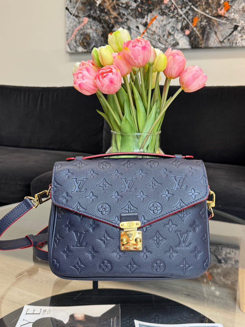 Louis Vuitton Metis handbag