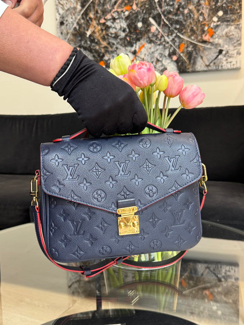 Louis Vuitton Metis handbag