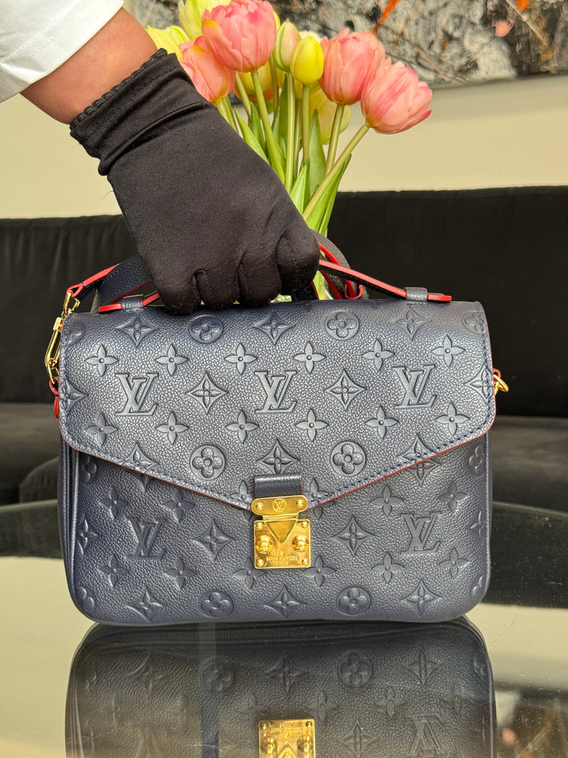 Louis Vuitton Metis handbag
