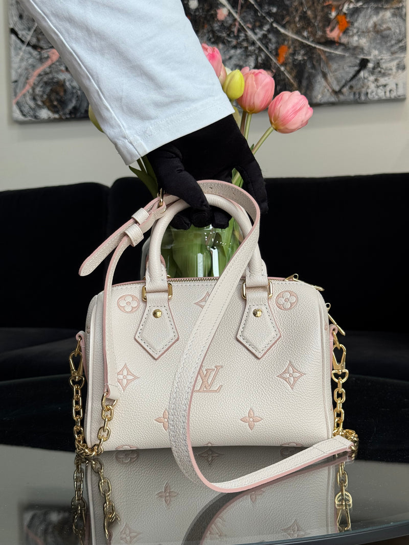 Louis Vuitton - Speedy 20