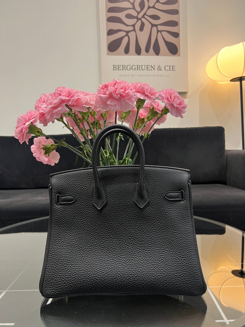 Birkin 25 in stunning Noir Black Togo leather