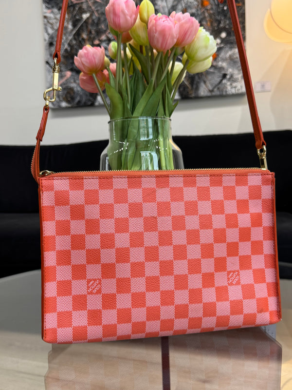 Louis Vuitton Pochette - Limited edition