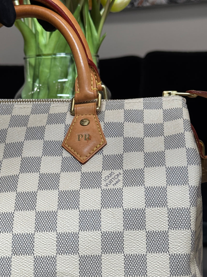 Louis Vuitton Speedy 30 handbag