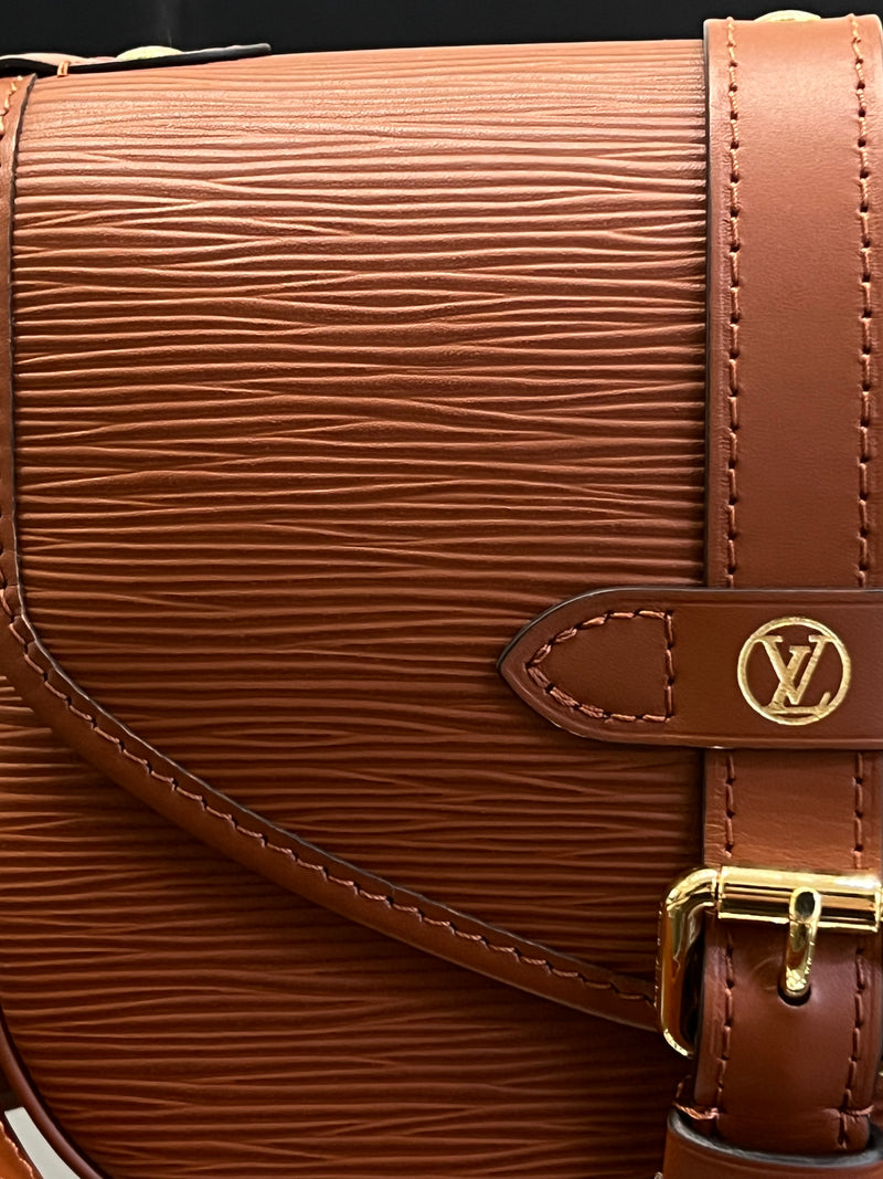 Louis Vuitton Saumur