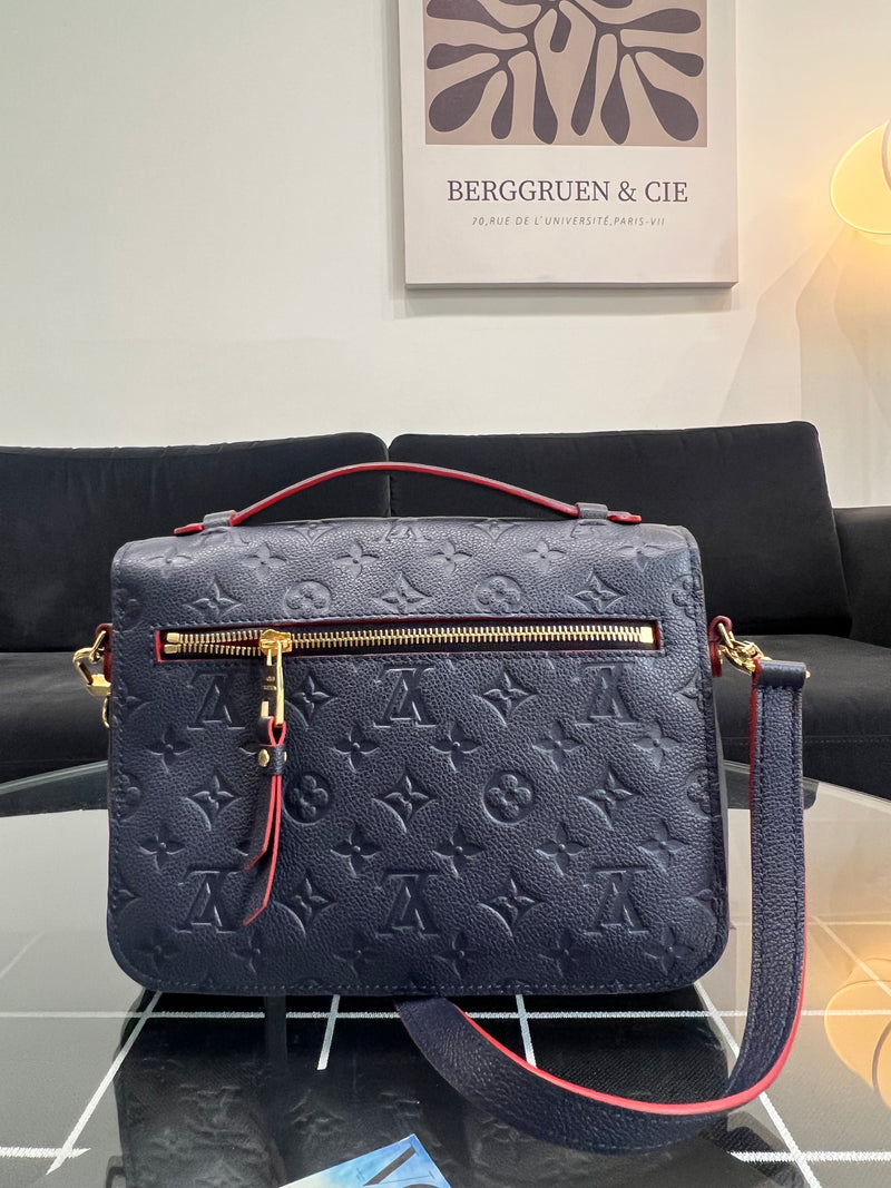 Louis Vuitton Metis bag