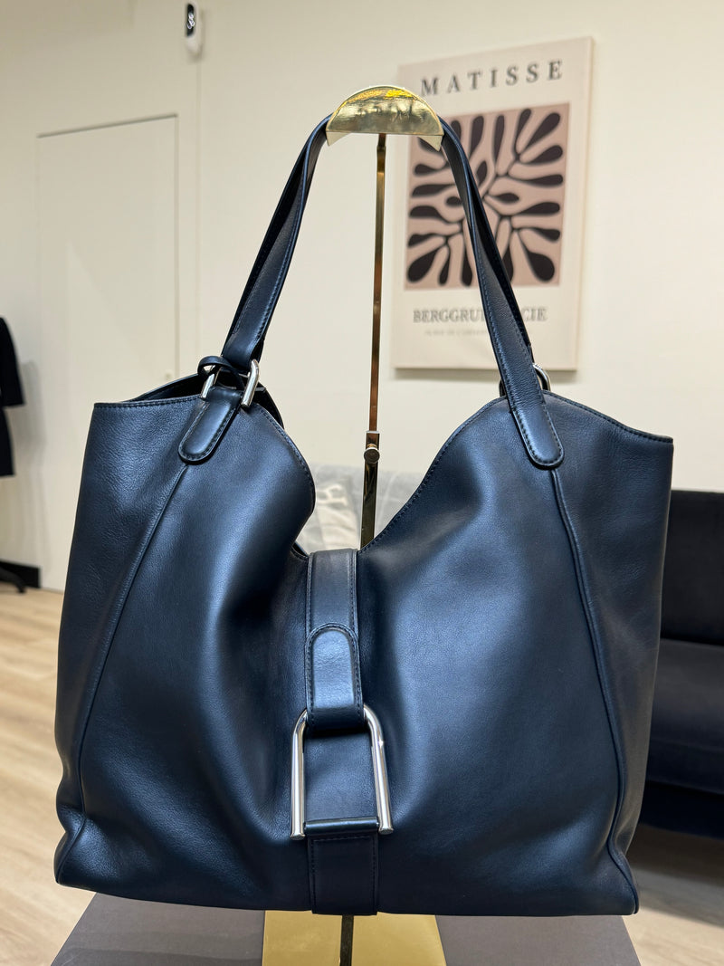 Delvaux Givry Besace bag