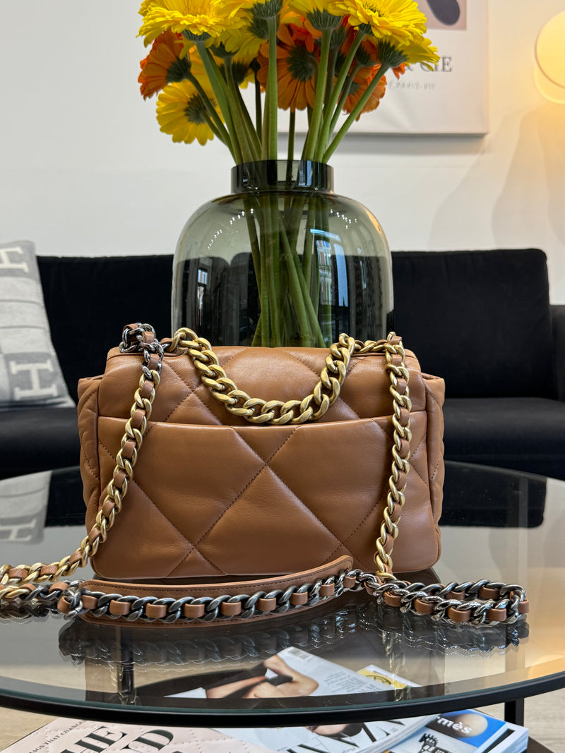 Chanel 19 - leather light brown bag - Small size