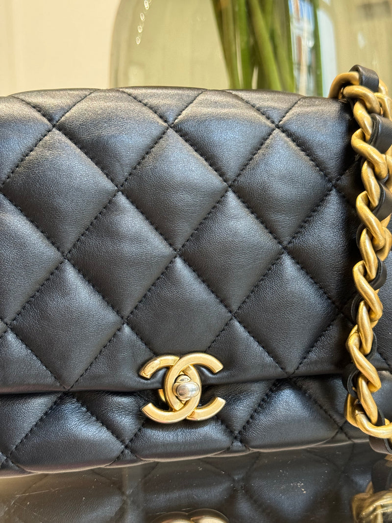 Chanel Timeless handbag - Medium - double flap
