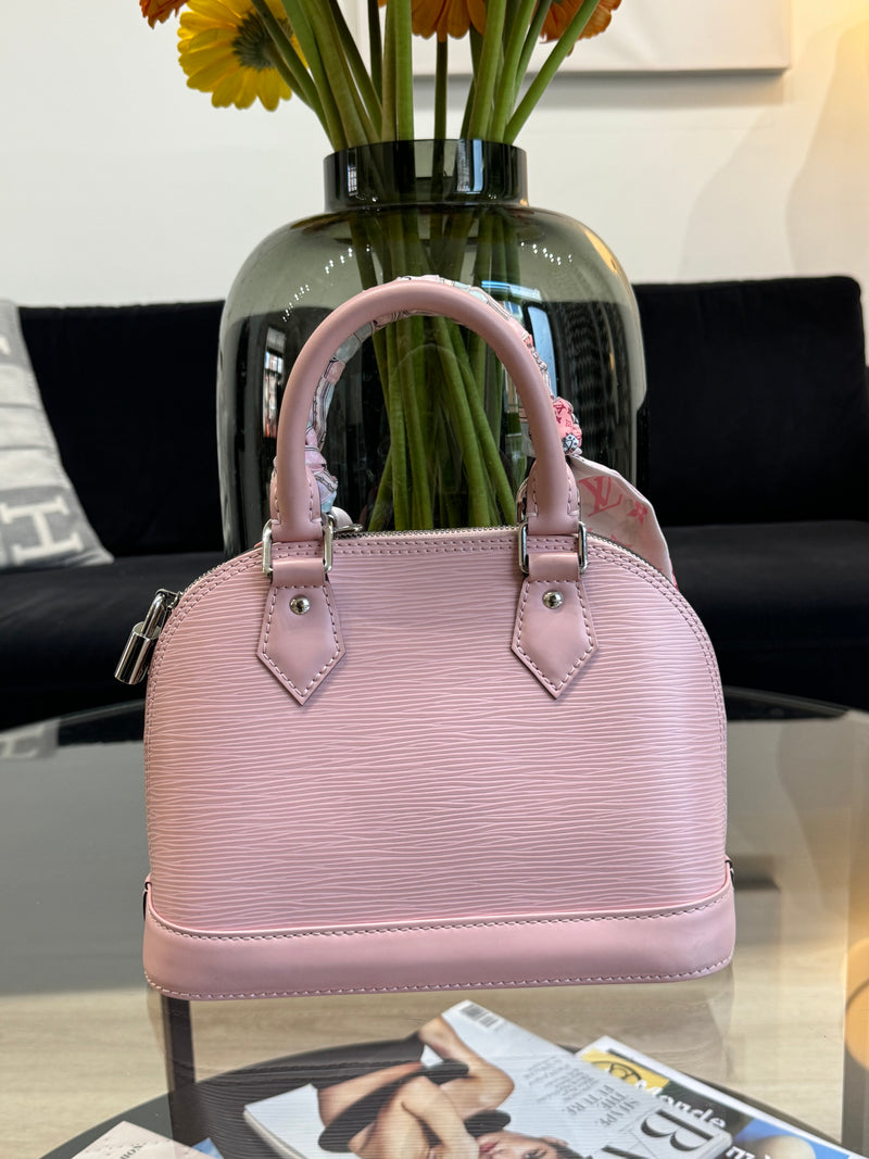 Louis Vuitton Alma bag + twilly