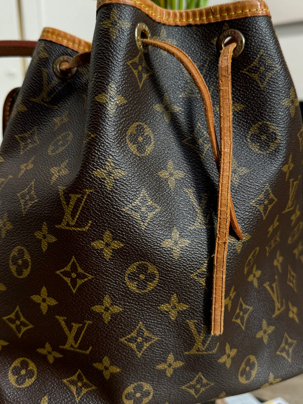 LOUIS VUITTON Noe Neo monogram