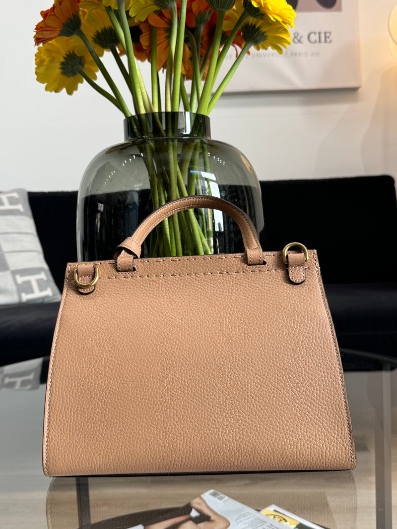 Gucci GG Marmont bag