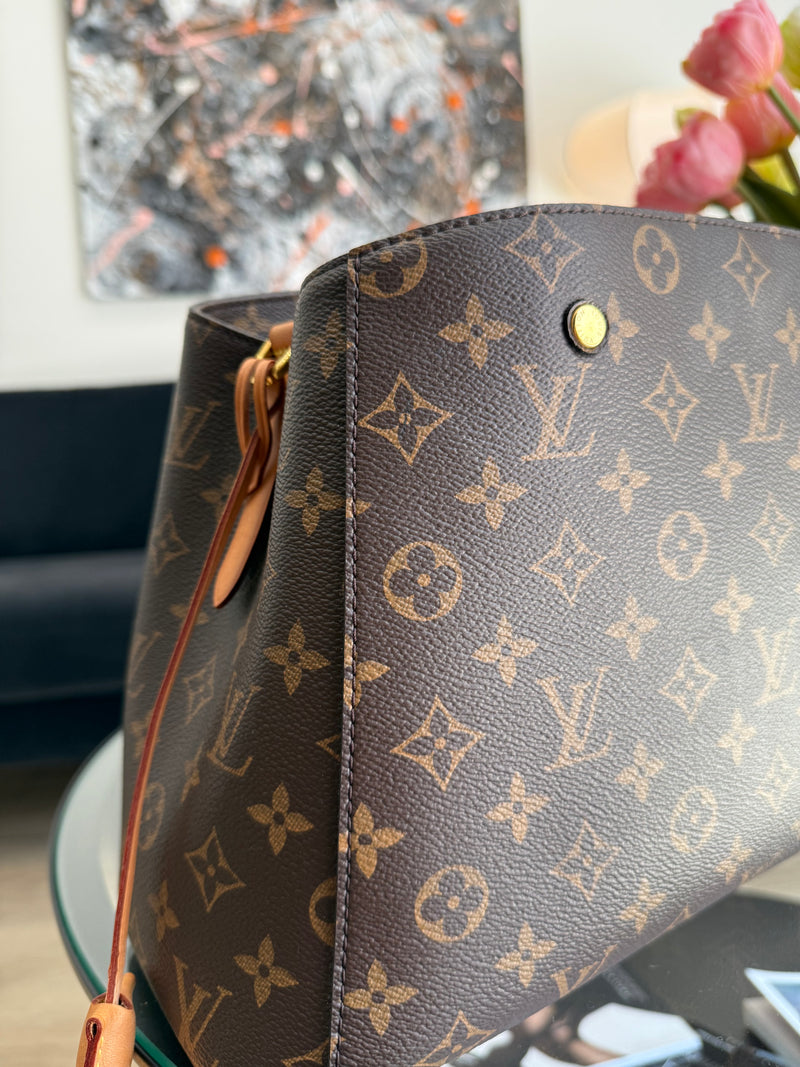 Louis Vuitton 'Montaigne' handbag